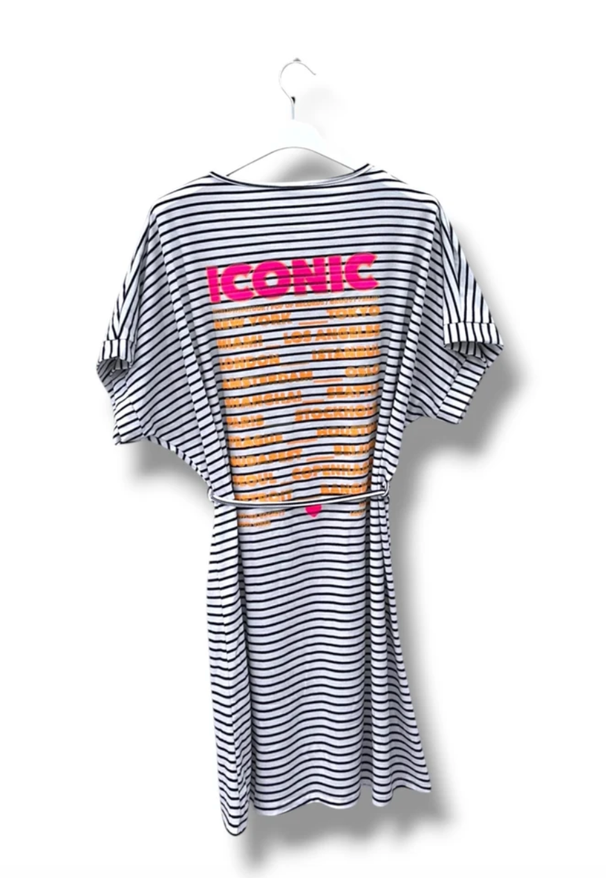 Robe iconic