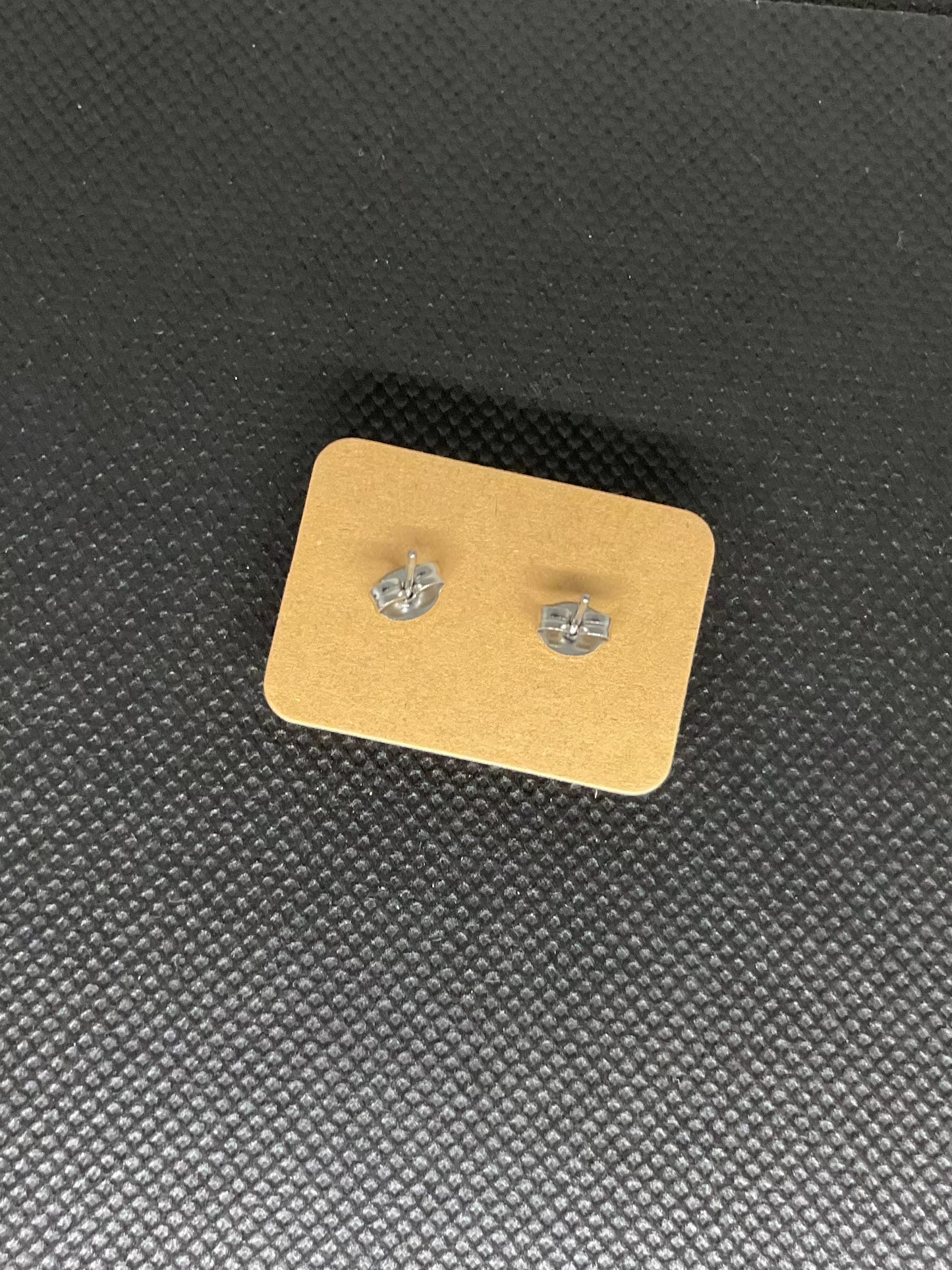 Boucles d'oreilles clous zébré