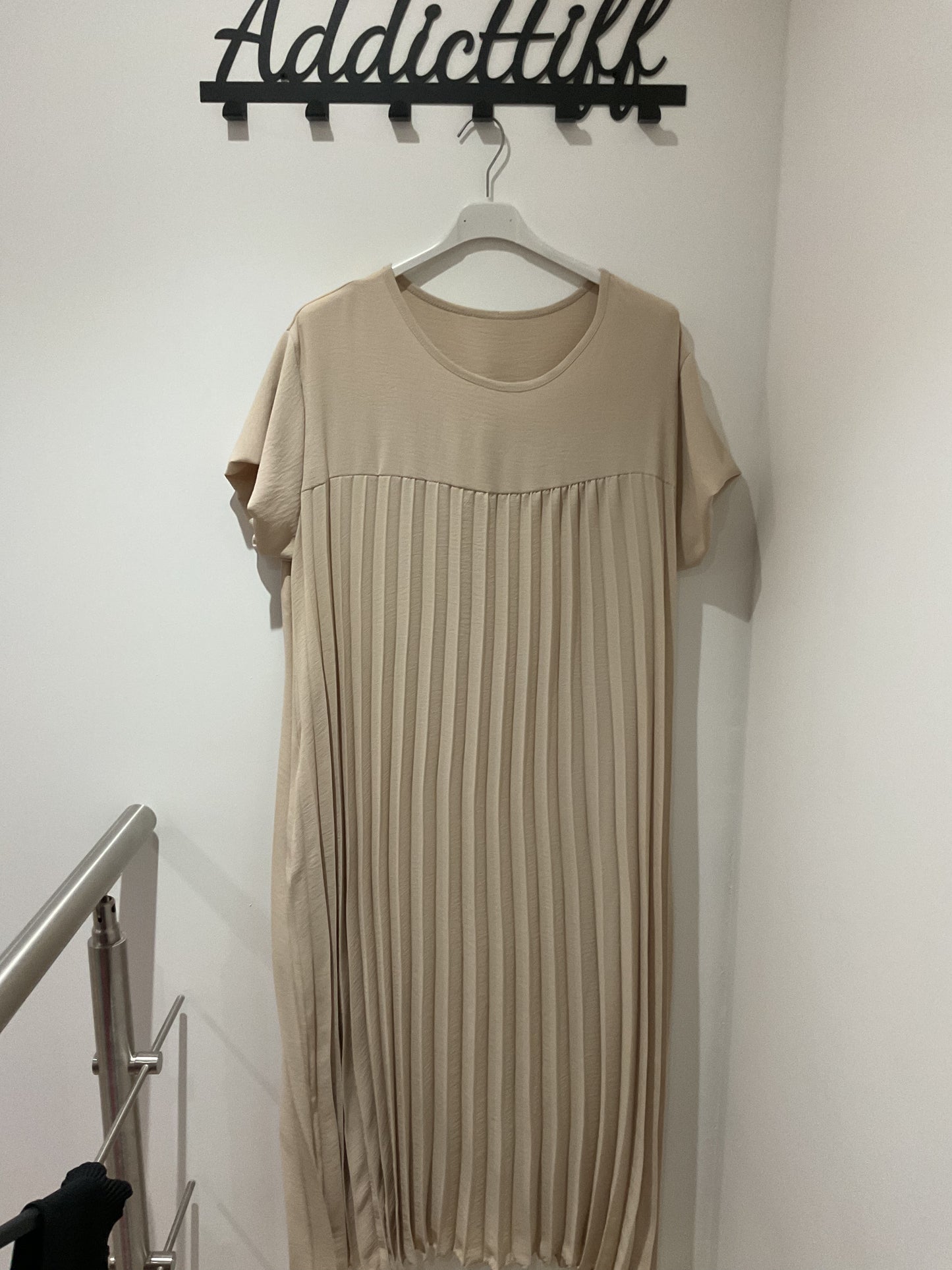 Robe plissée ample