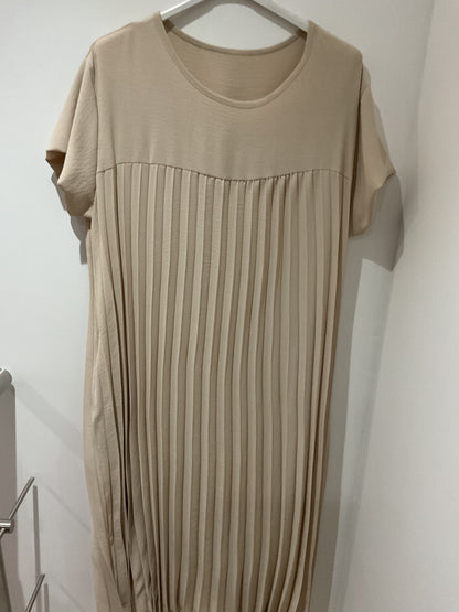 Robe plissée ample
