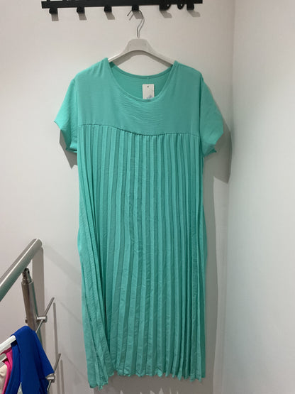 Robe plissée ample