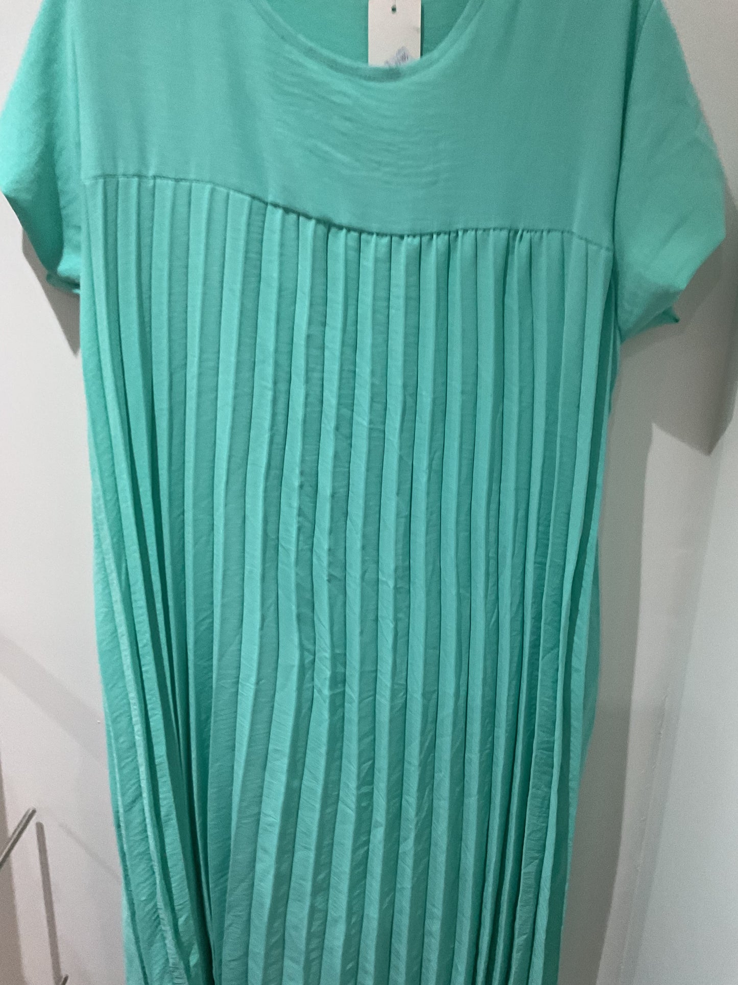 Robe plissée ample
